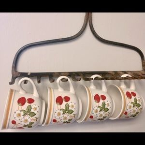 4 pc. Vintage Strawberries ‘n Cream Sheffield Stoneware Mugs